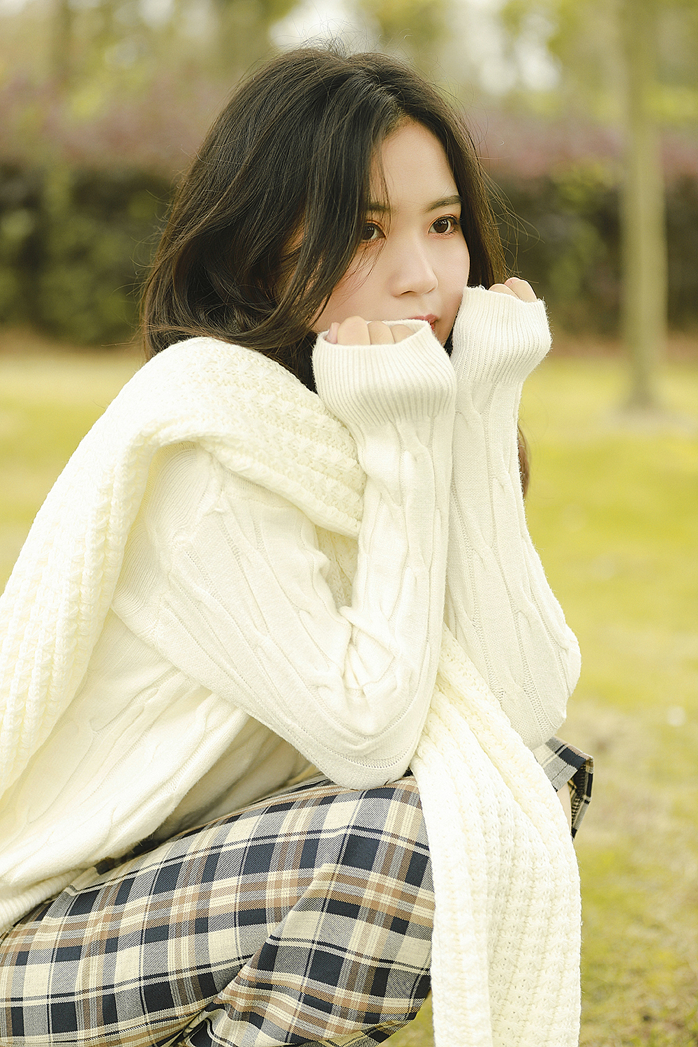 秋日的日常写真芦苇冬季（图ZMjMwMDYyNTI4） - 人像摄影 - 站酷设计师成都摄影安静原创素材 - 站酷ZCOOL