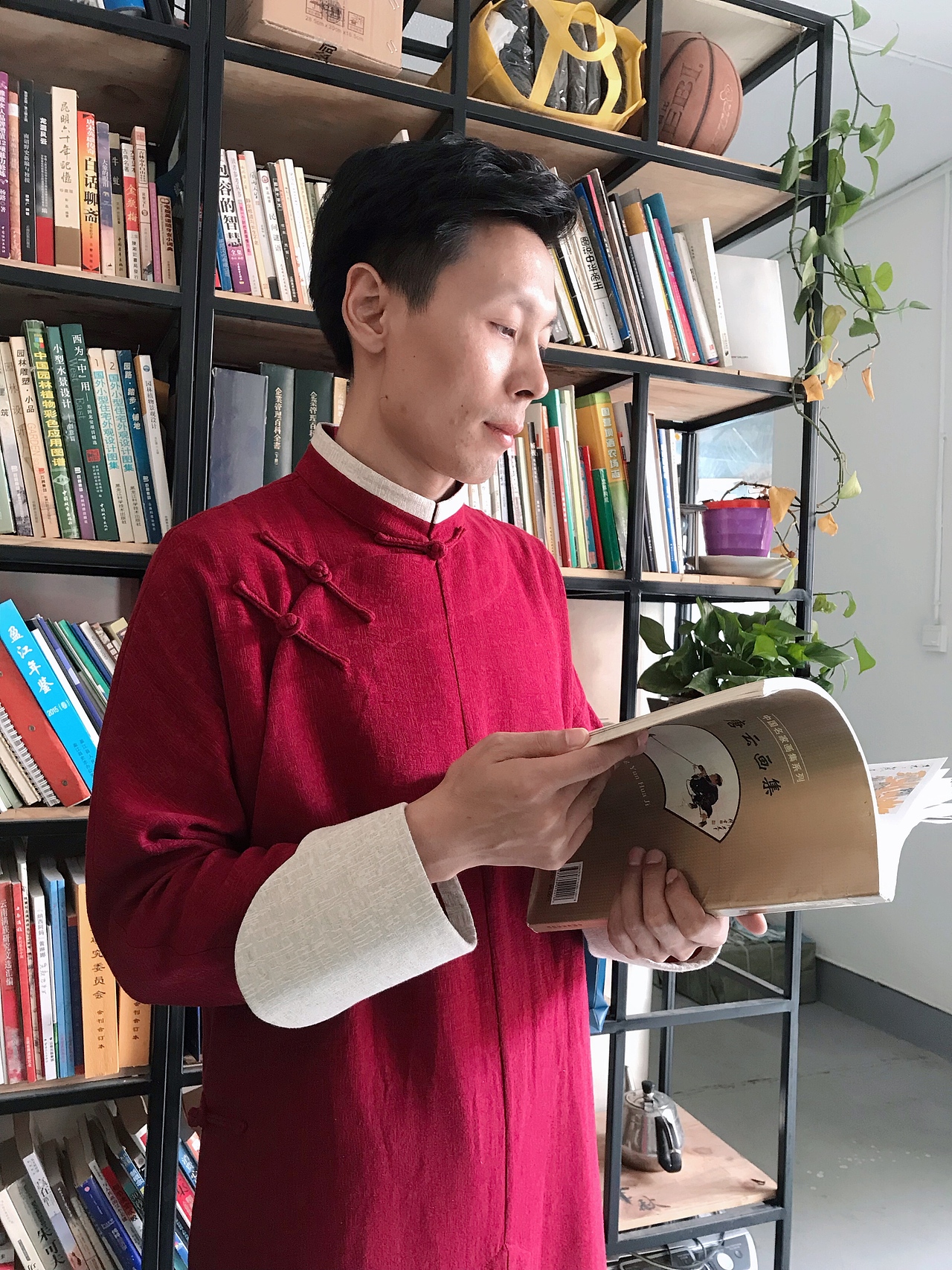 满族四开叉原创长袍（图ZMTkyMTI5MDI4） - 其他服装 - 站酷设计师做取悦自己的小裁原创素材 - 站酷ZCOOL