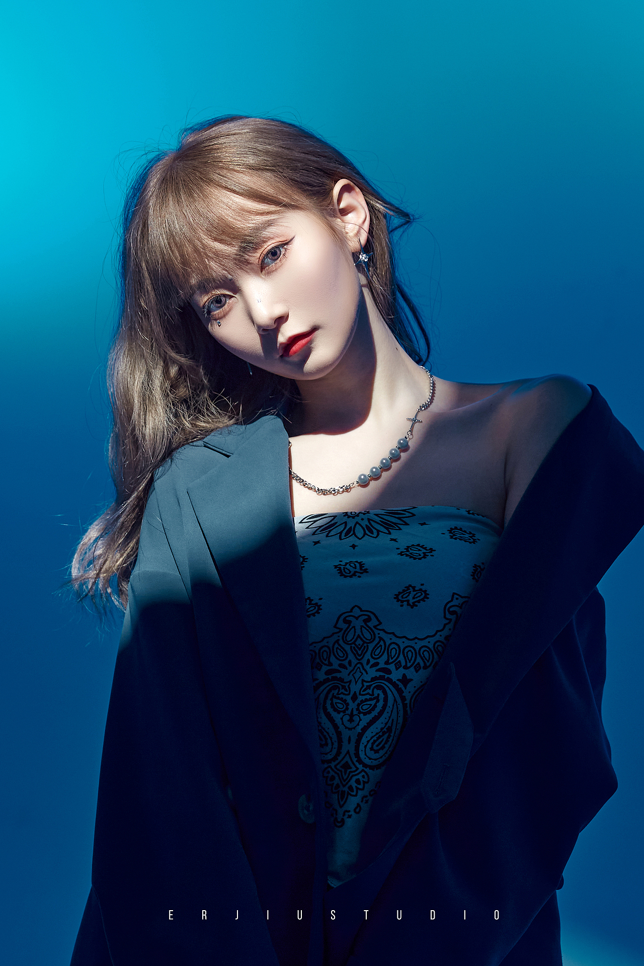 蓝色大海售卖彩虹（图ZMjUxNzYwNjc2） - 人像摄影 - 站酷设计师摄影师萧月园原创素材 - 站酷ZCOOL