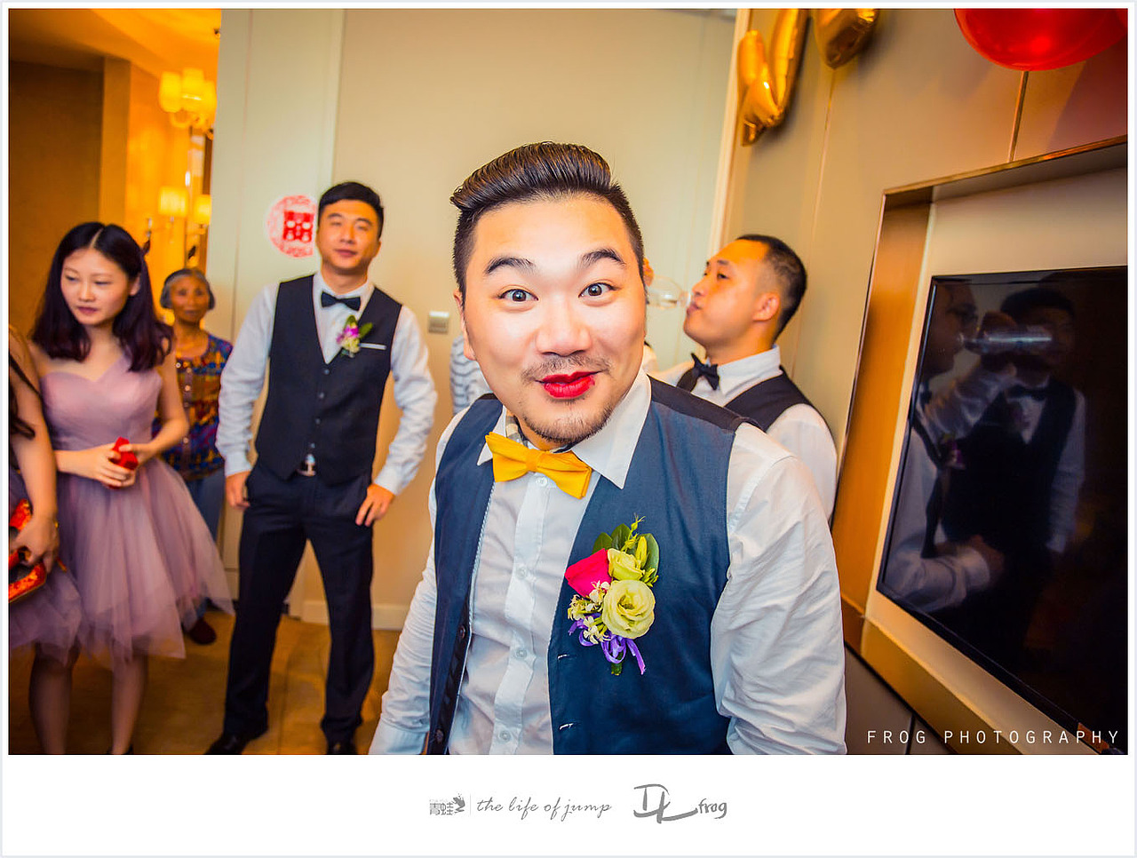 青蛙婚礼跟拍-结婚就要那么嗨！（图ZNDI5NTU3NzY=） - 人像摄影 - 站酷设计师青蛙婚礼摄影原创素材 - 站酷ZCOOL