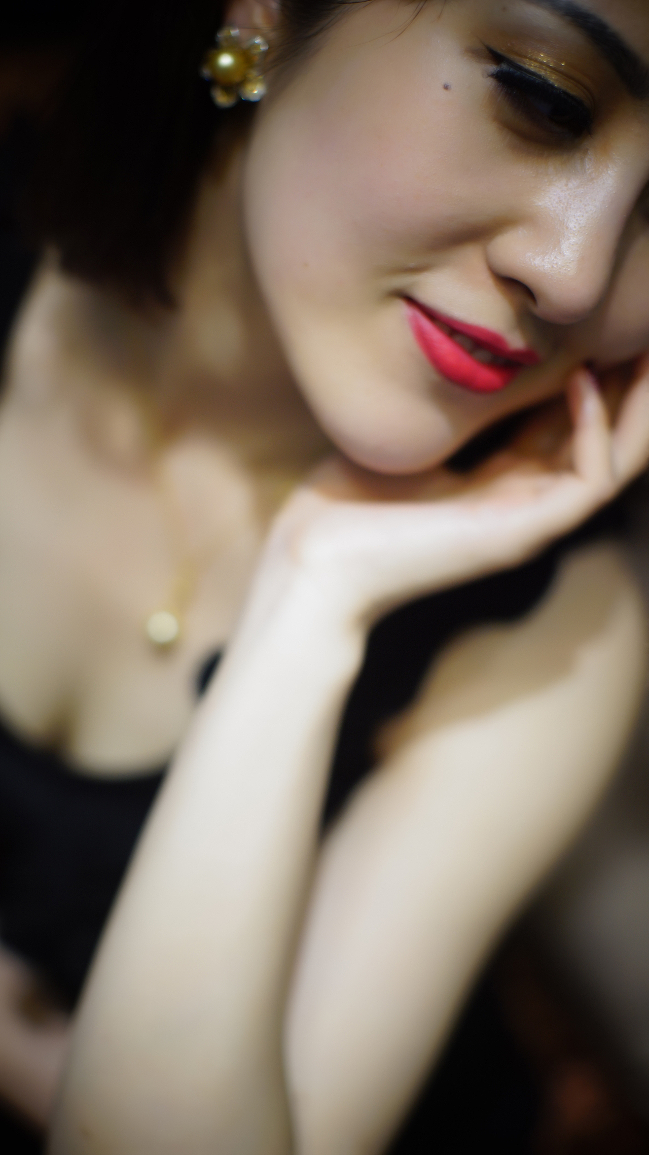 珠宝视界！（图ZMjYwNjUwNTY=） - 人像摄影 - 站酷设计师摩影文化原创素材 - 站酷ZCOOL