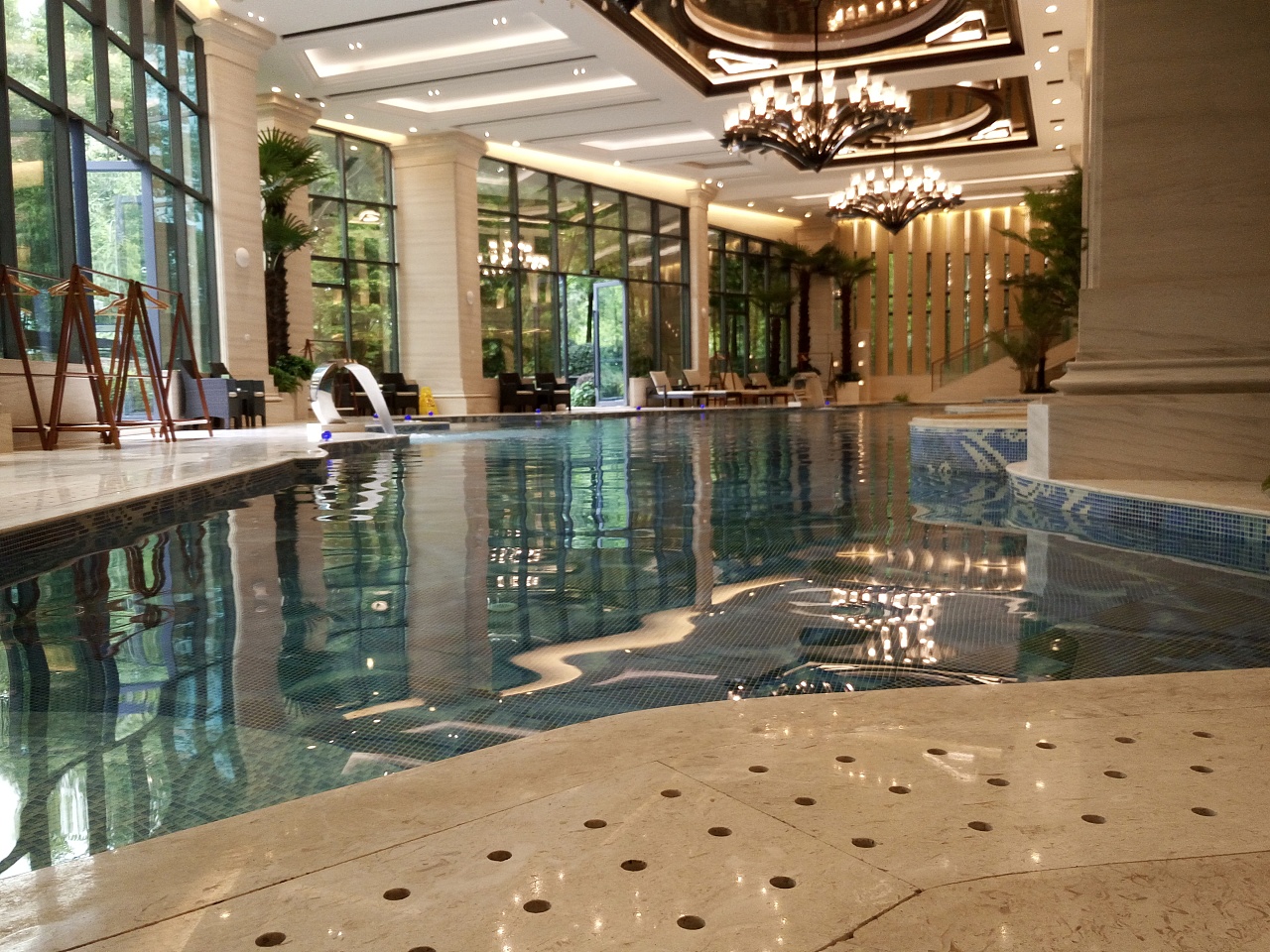 芭提雅五星级酒店的奢华体验-2019芭堤雅旅游榜单-芭堤雅必体验-自助游攻略-去哪儿攻略