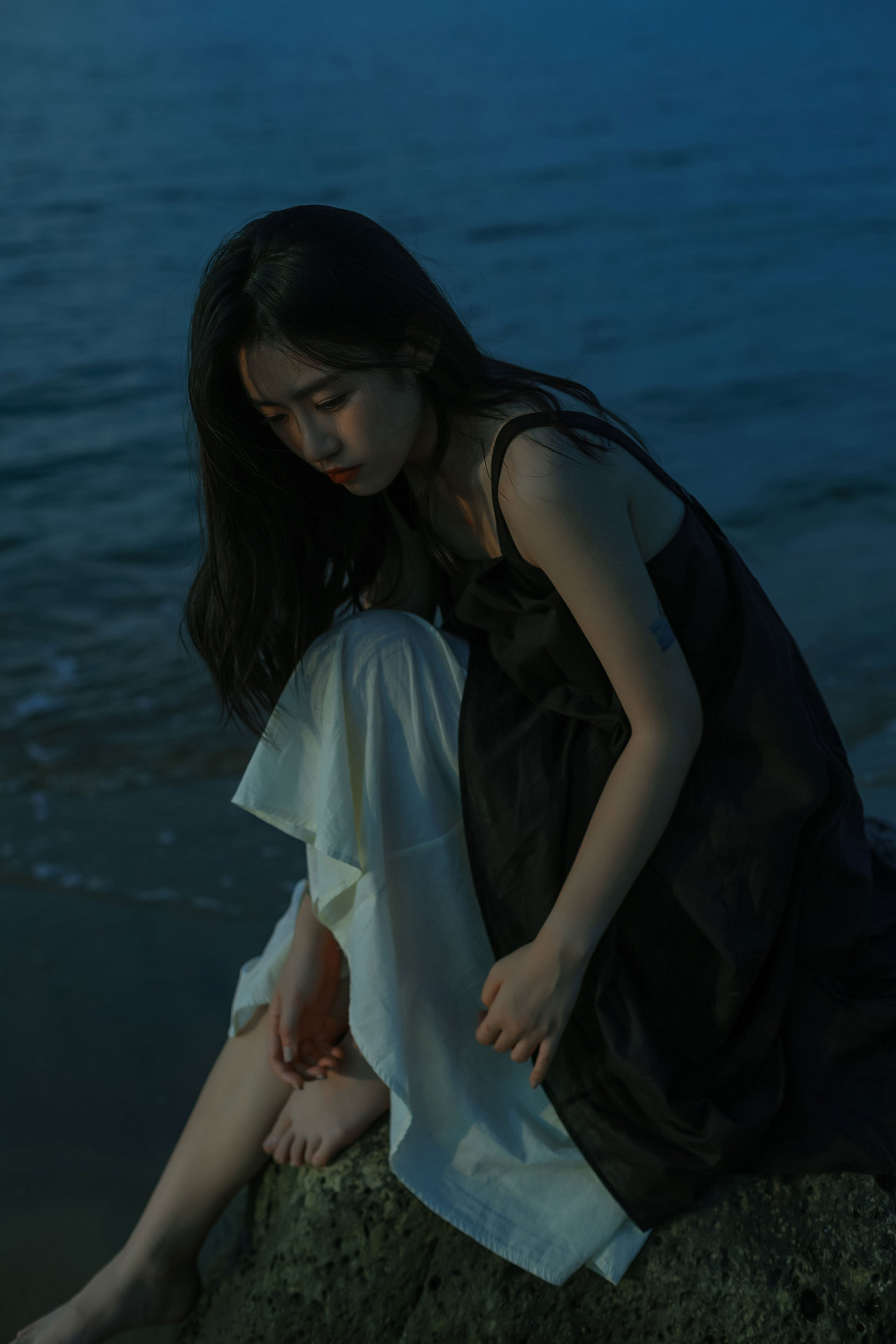 月亮不会奔你而来 但我会（图ZMjc5NjI2MzI4） - 人像摄影 - 站酷设计师银儿漂漂原创素材 - 站酷ZCOOL