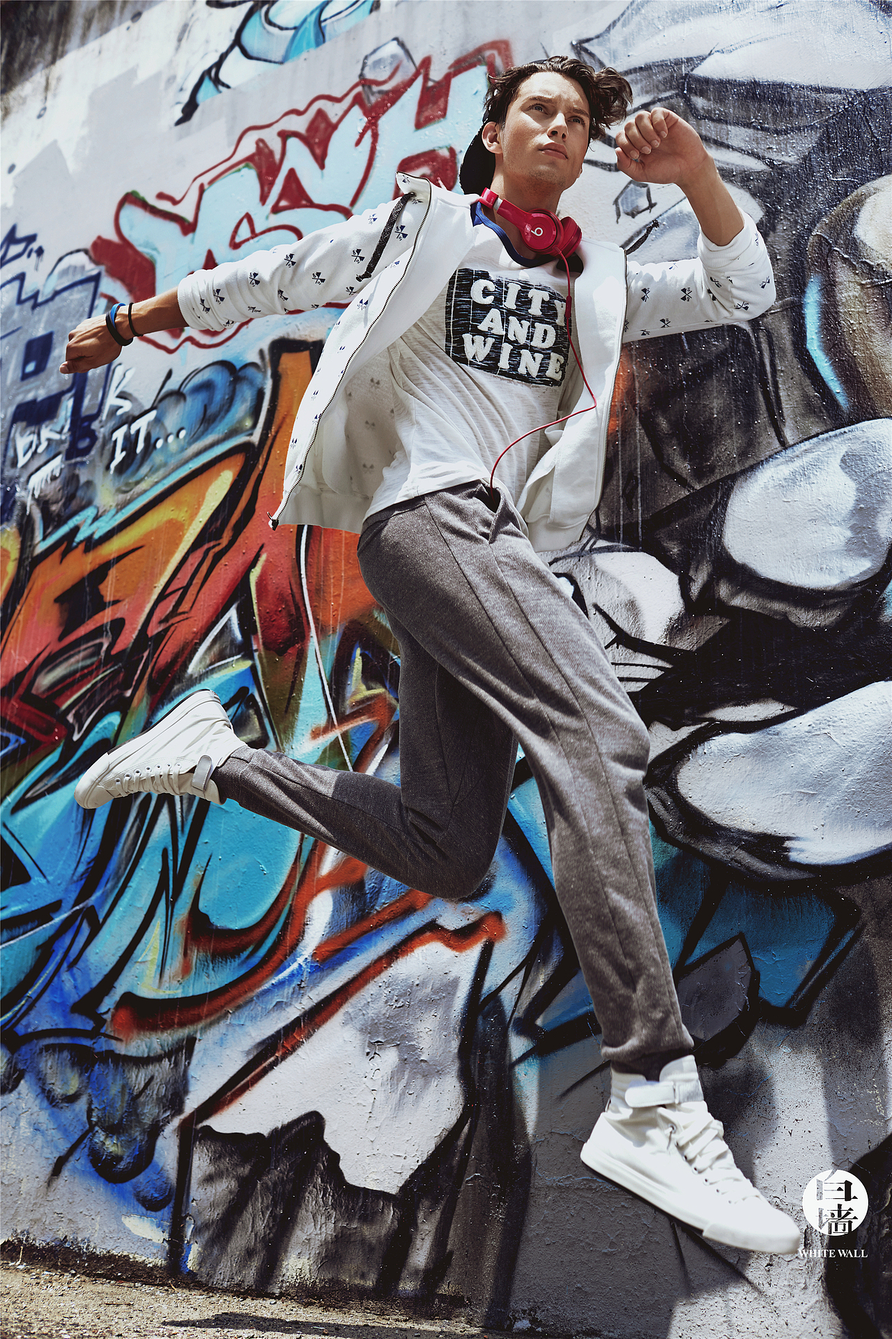 RJKK商业摄影修图后期休闲简约男装白墙（图ZMzc2NjY5ODg=） - 修图/后期 - 站酷设计师杭州白墙原创素材 - 站酷ZCOOL