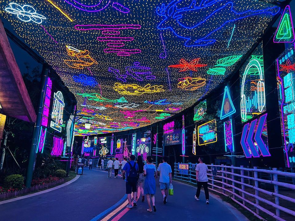 灯饰画专业制作厂家创美达