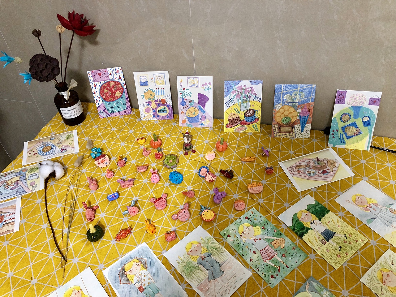 画画画贴贴贴吃吃吃（图ZMTQzNzAwNTA4） - 商业插画 - 站酷设计师yeah_one原创素材 - 站酷ZCOOL