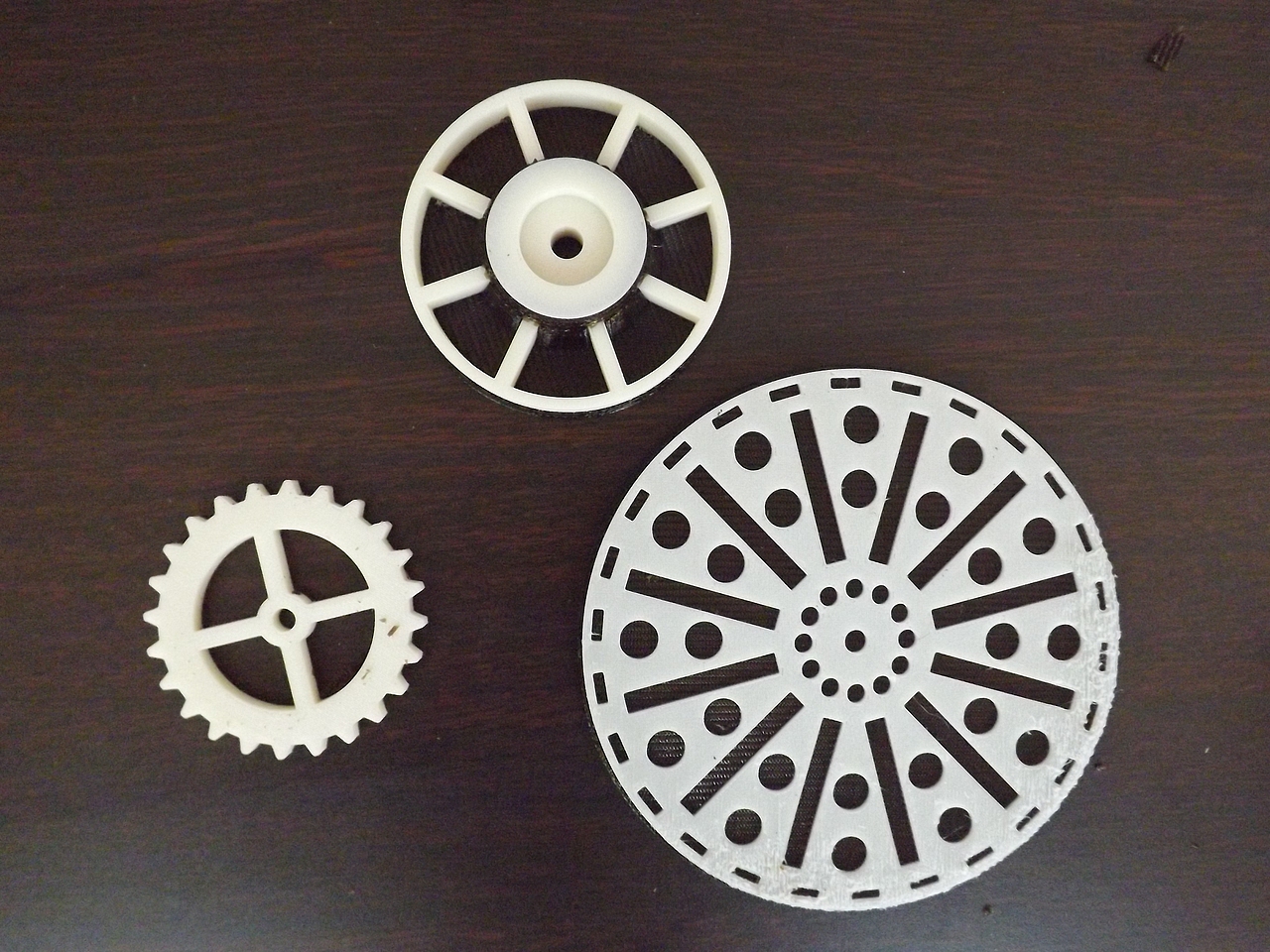 3d打印小车··终于打出来了···