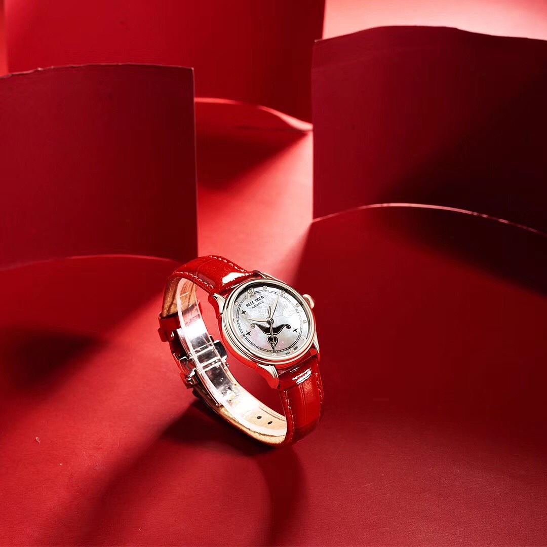 化妆品（图ZMTQ5NTQxOTAw） - 产品摄影 - 站酷设计师贺神原创素材 - 站酷ZCOOL