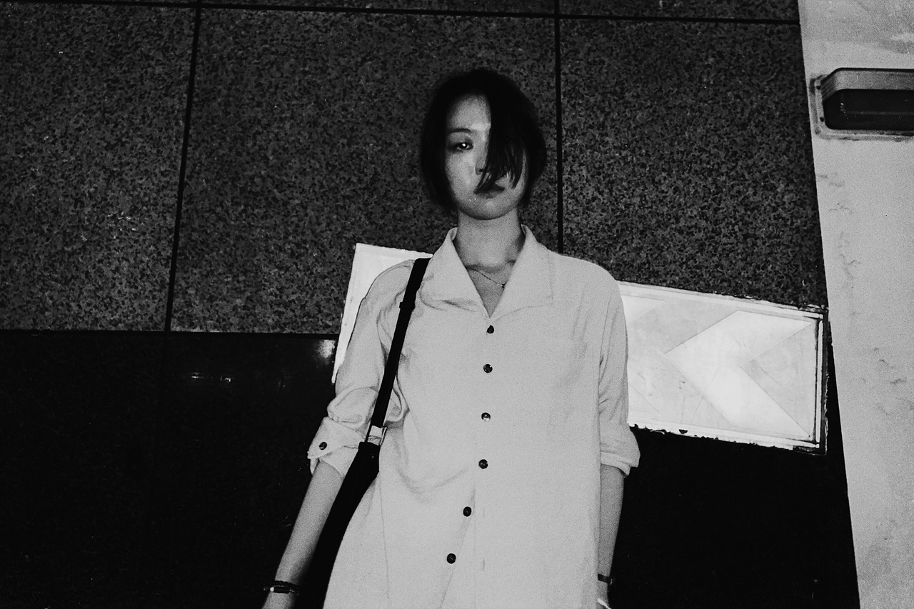 黑白人像照📷（图ZMzc2MTQ5NTE2） - 人像摄影 - 站酷设计师FlorenceH_原创素材 - 站酷ZCOOL