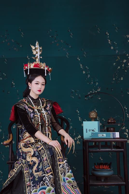 古风汉服美女摄影图（图ZMjE4NDk5NTQw） - 人像摄影 - 站酷设计师宋香原创素材 - 站酷ZCOOL