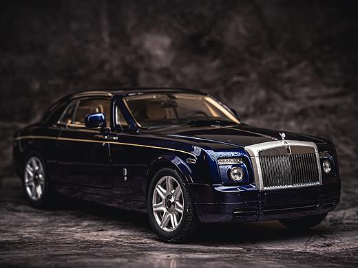 劳斯莱斯-幻影coupe（1:18）