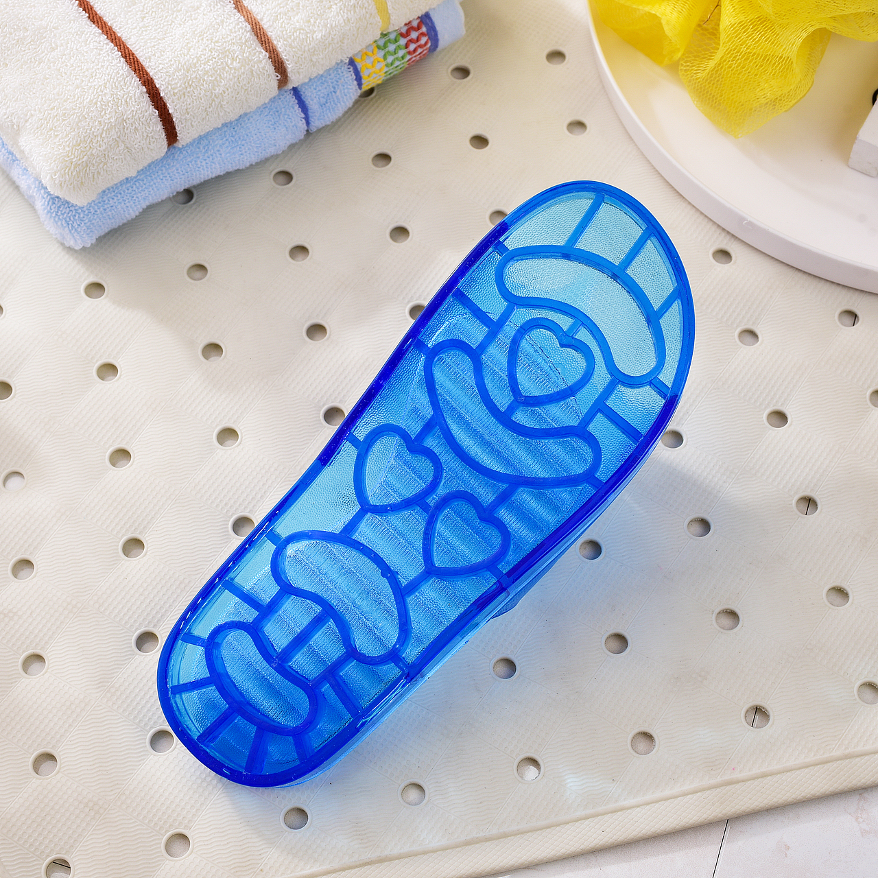 水晶拖鞋（图ZMTY2OTUyMTA4） - 产品摄影 - 站酷设计师潮阳摄影原创素材 - 站酷ZCOOL