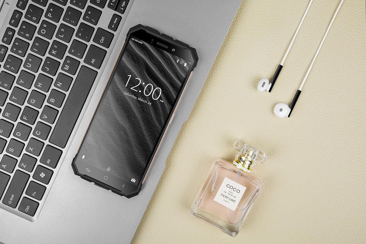 三防手机实拍图（图ZMTEwMDQ4NTE2） - 产品摄影 - 站酷设计师AMZZZZ原创素材 - 站酷ZCOOL