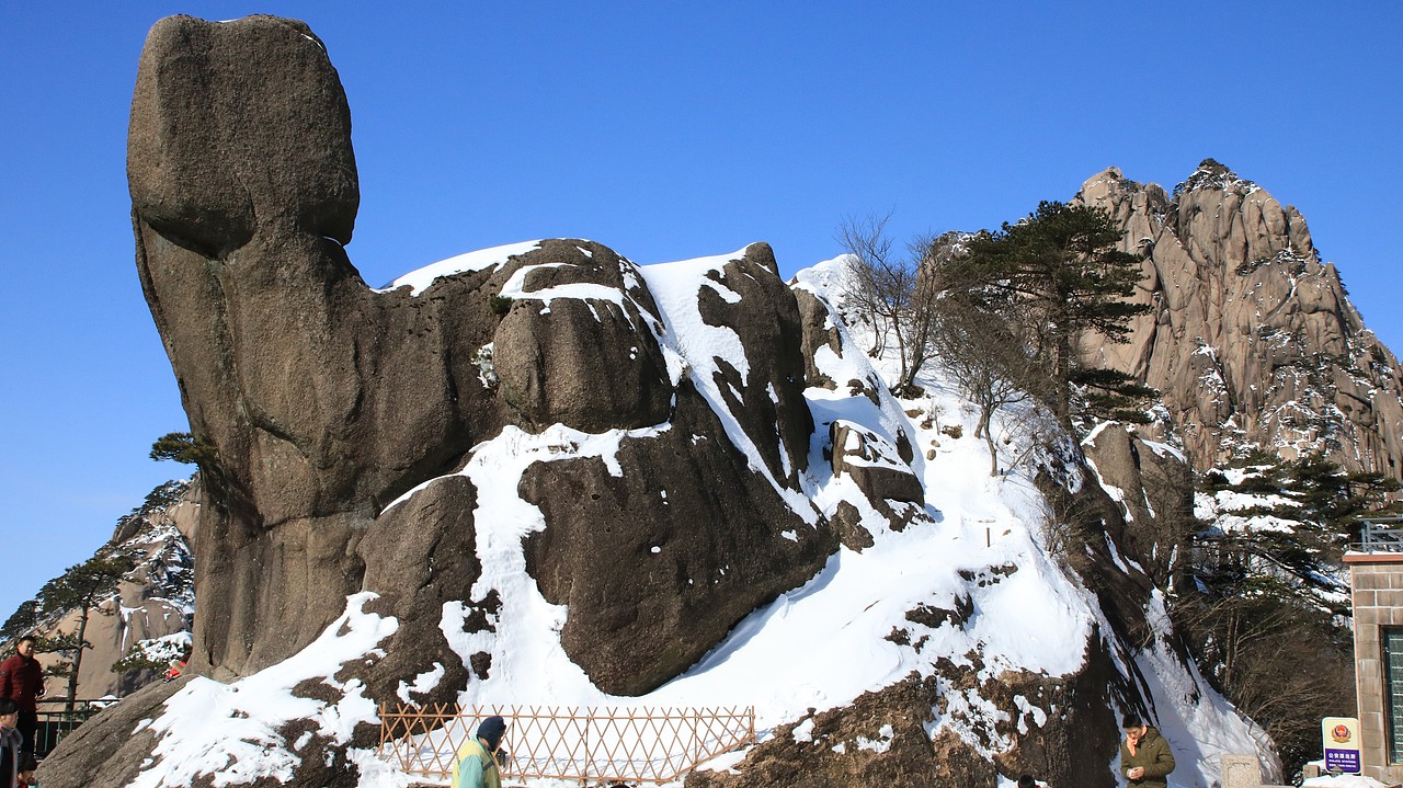 瑞雪黄山（图ZNDE5MzA1NzY=） - 风光摄影 - 站酷设计师平波狂澜原创素材 - 站酷ZCOOL