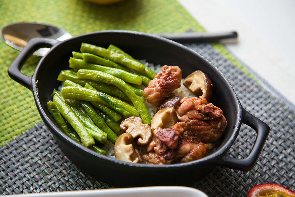 办公室微波炉也可以很美味#冬菇鸡