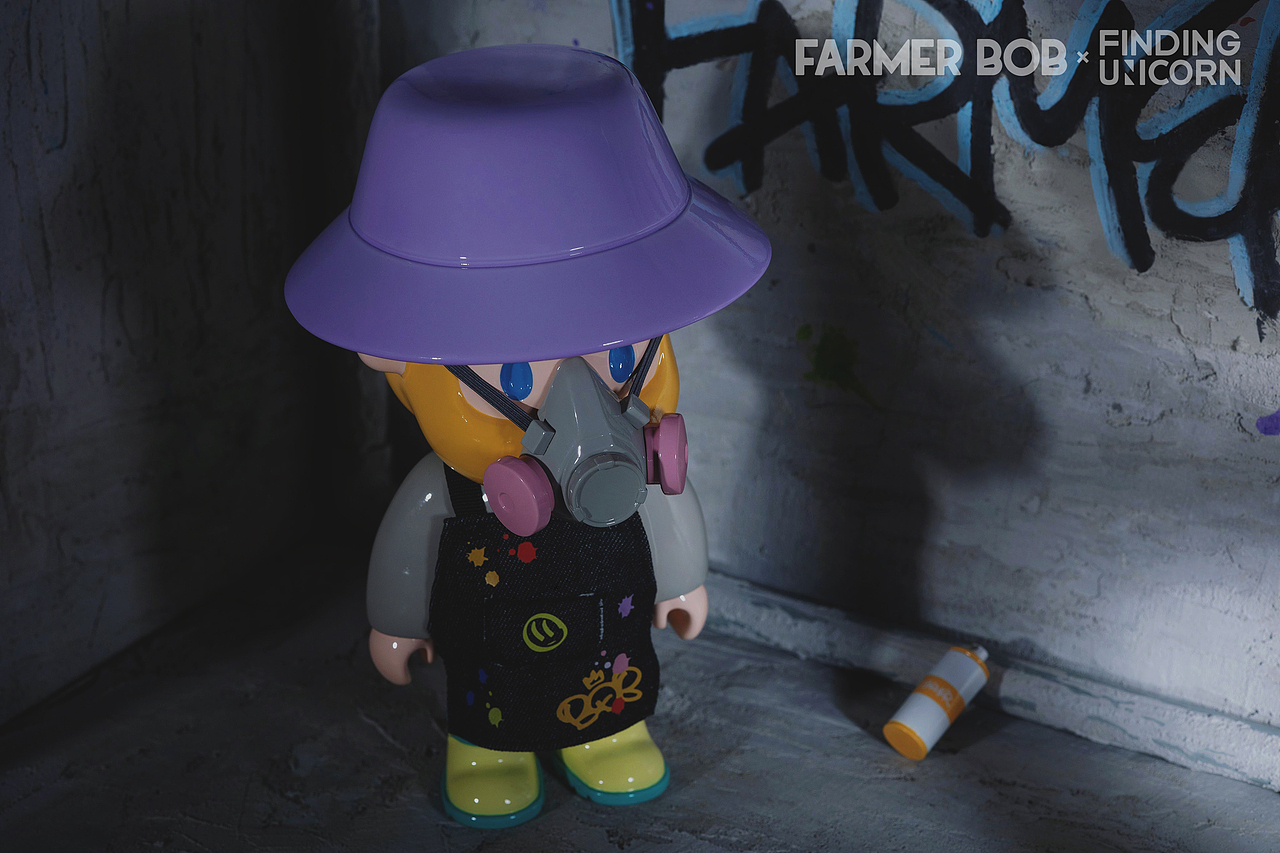 【潮玩摄影】FARMER BOB 涂鸦师（图ZMjcxMTQxMTY0） - 产品摄影 - 站酷设计师silvi丁原创素材 - 站酷ZCOOL