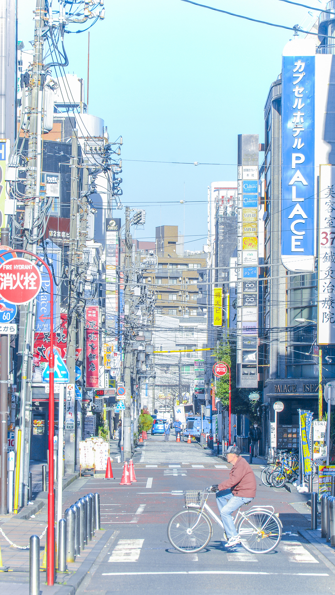 苏州惊现“日本街”，网红穿和服打卡，淮海街变身“大阪”惹争议_街道