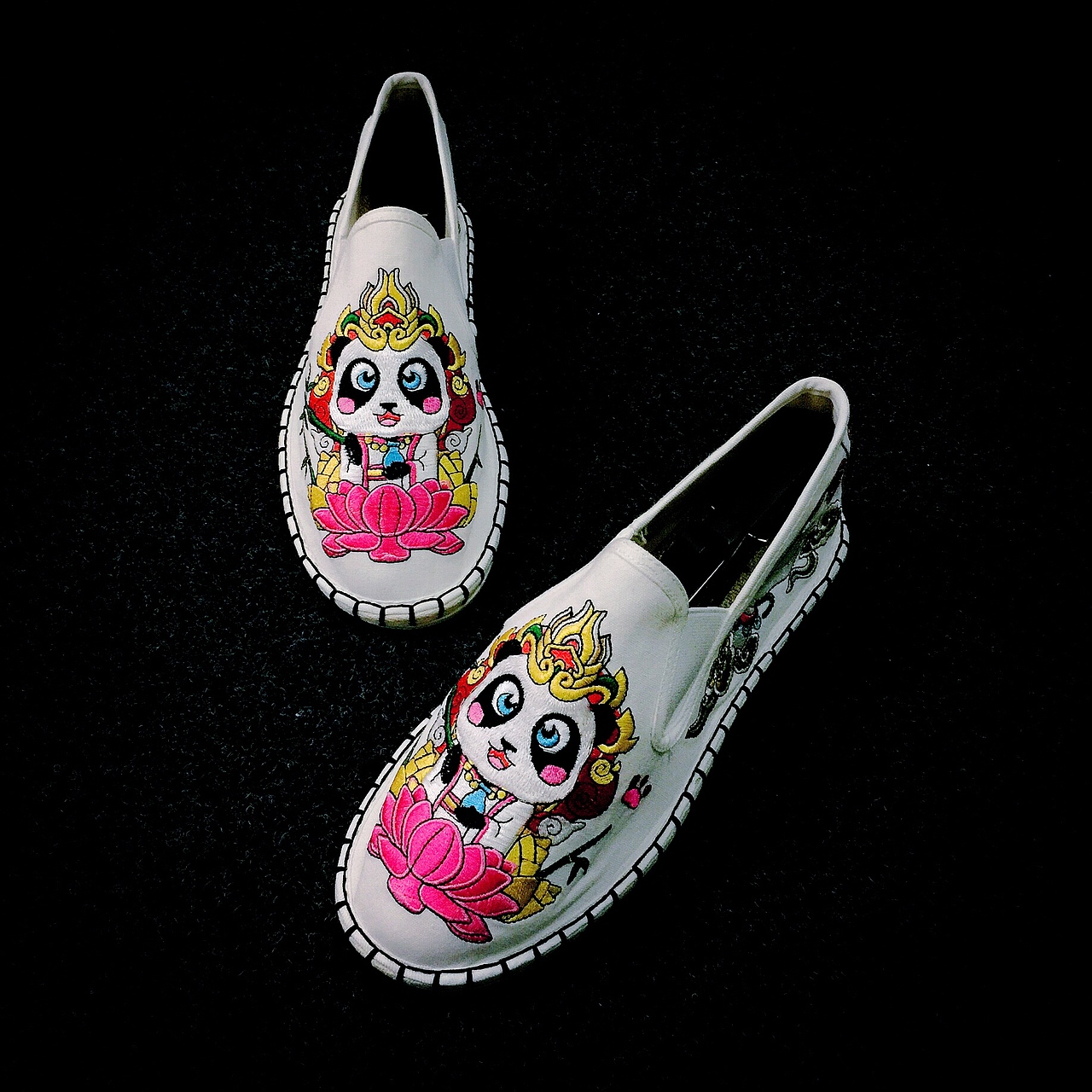 锦绣才子刺绣老布鞋（图ZMTA5MzQ2ODAw） - 商业插画 - 站酷设计师车车向前冲原创素材 - 站酷ZCOOL