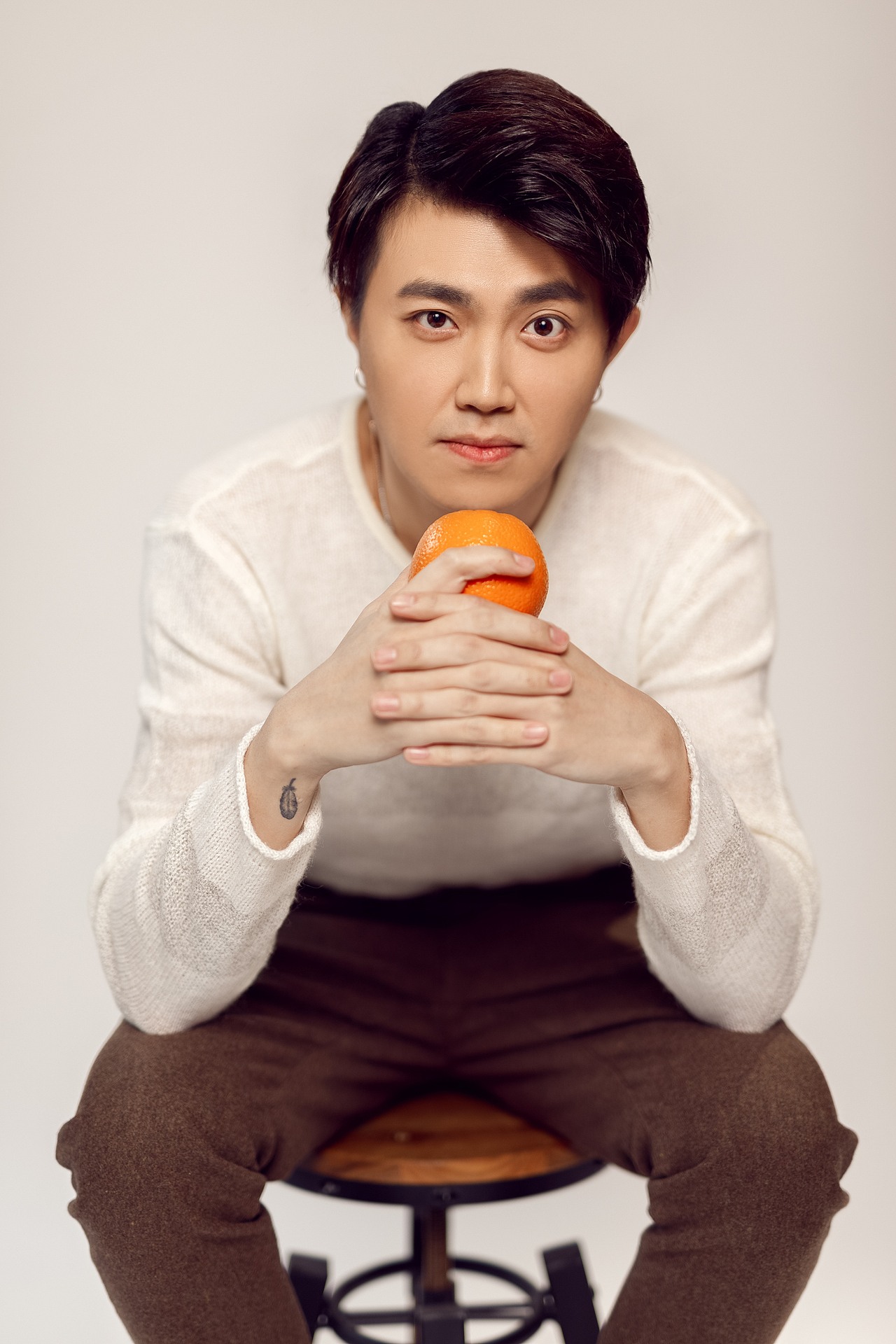 歌手程恢弘宣传照