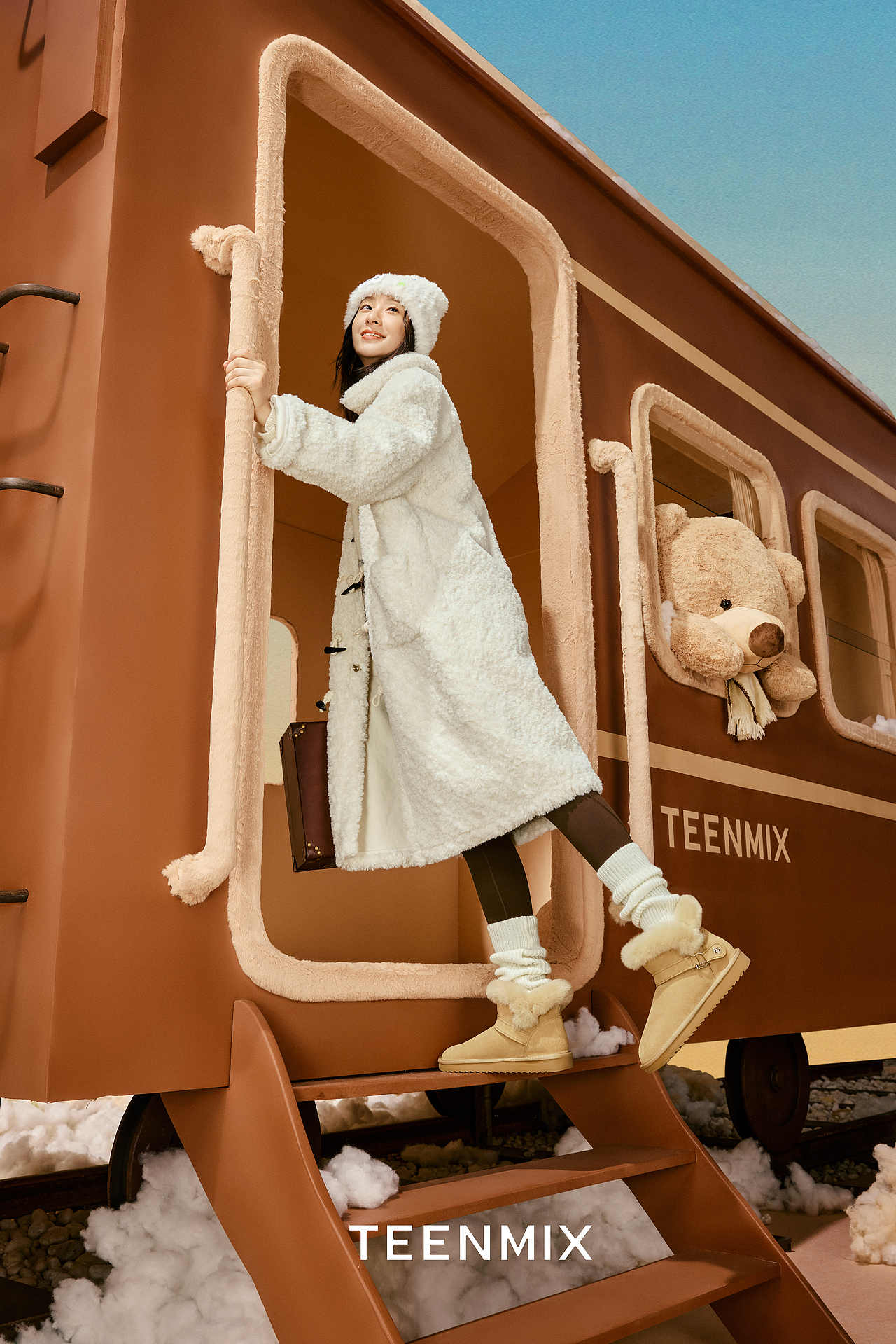 雪国列车主题女鞋形象｜天美意teenmix（图ZMzYwMTU0MDg0） - 人像摄影 - 站酷设计师TMOST德莫斯原创素材 - 站酷ZCOOL