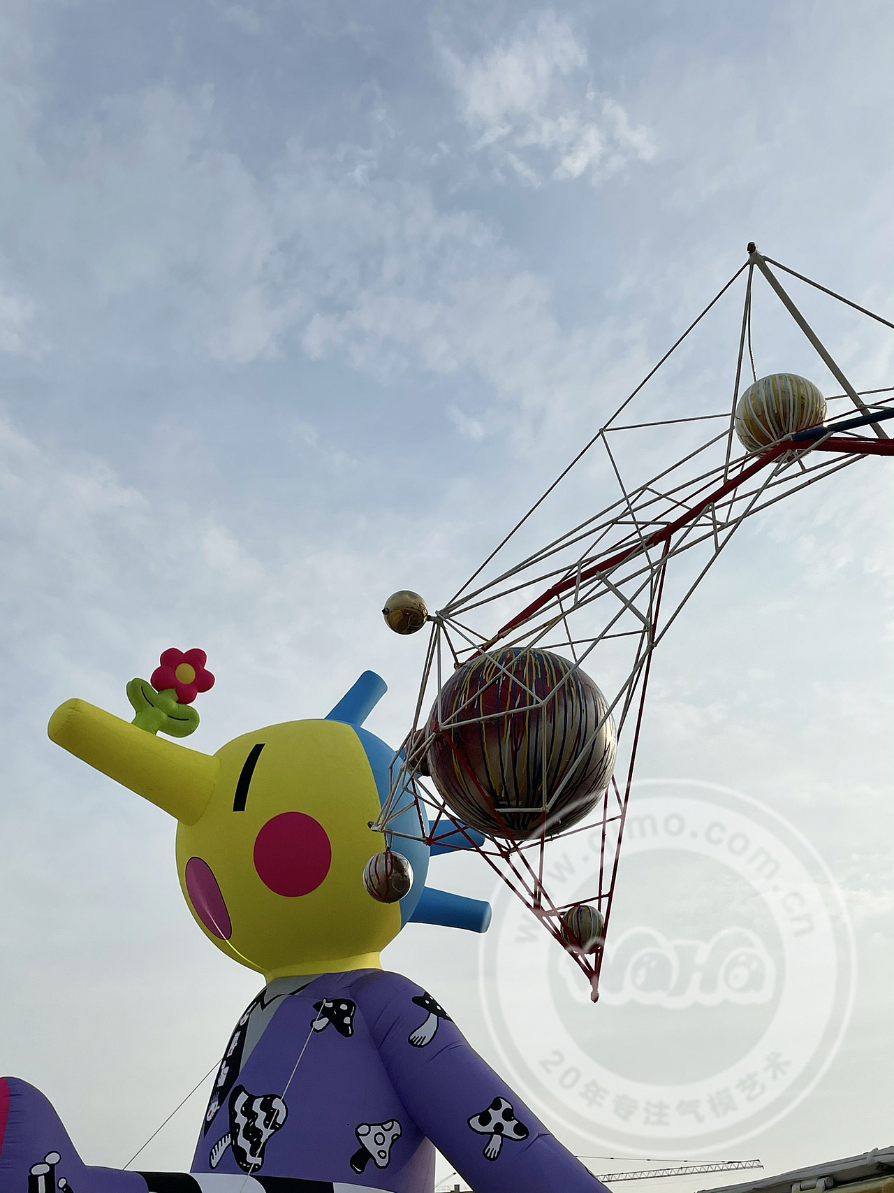 大明气模——阿那亚戏剧节雷磊艺术作品