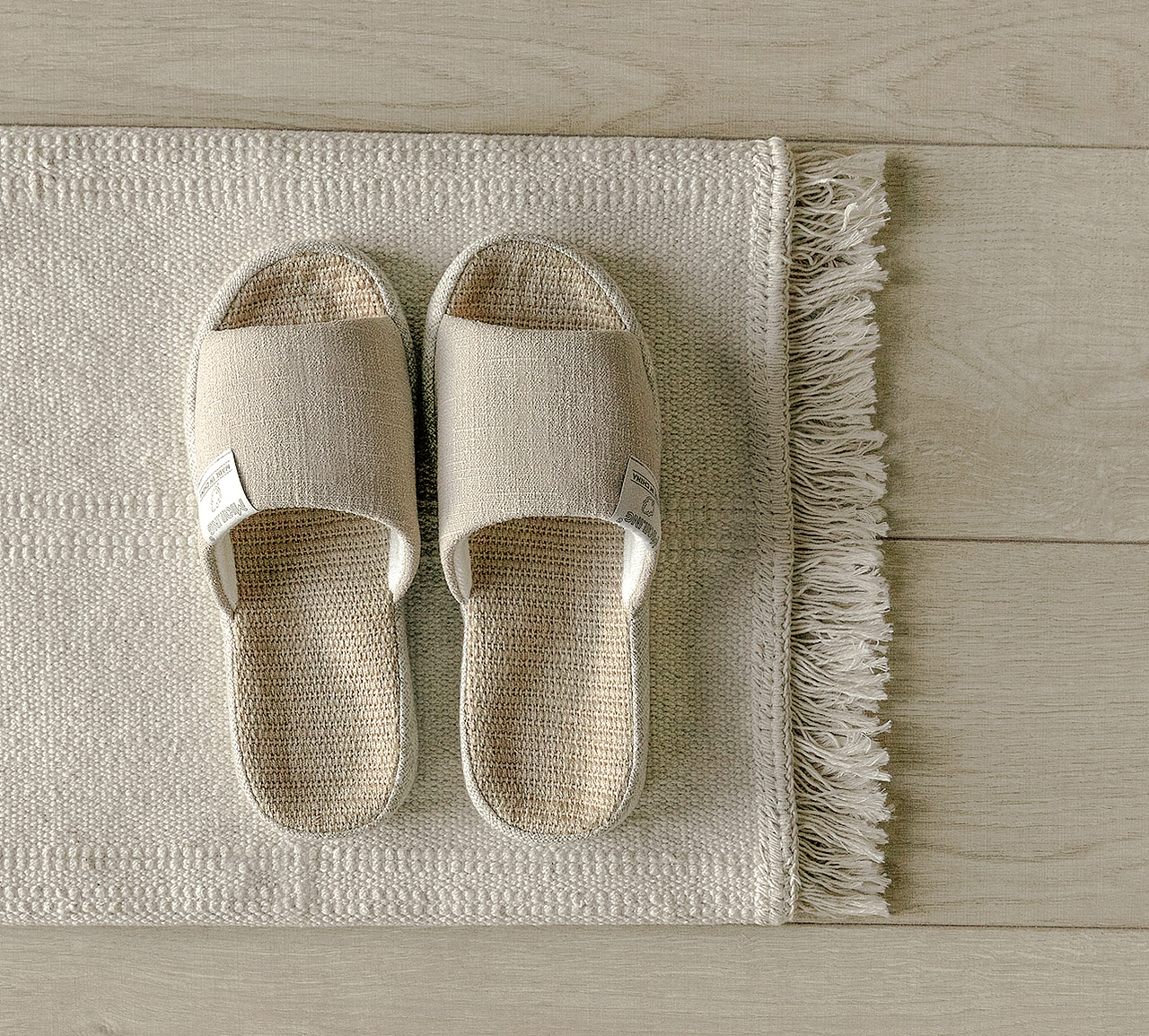 家居亚麻拖鞋（图ZMjQwNjg0NjA4） - 产品摄影 - 站酷设计师胖胖浩原创素材 - 站酷ZCOOL