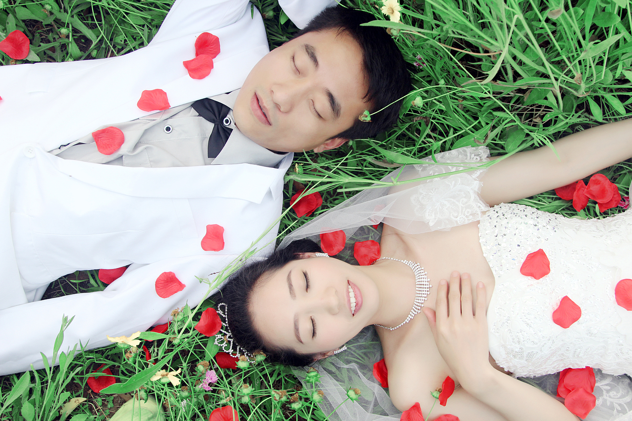婚纱照（图ZMTY3NjM3OTY=） - 人像摄影 - 站酷设计师坚硬如水原创素材 - 站酷ZCOOL
