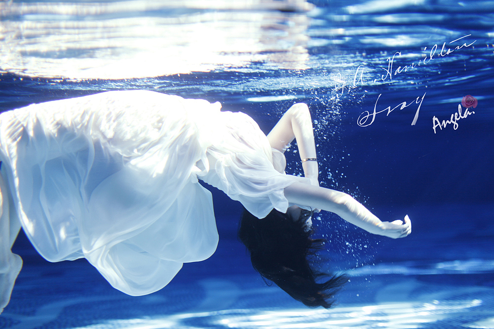 水下人像-----《海的女儿》（图ZMzYzOTg5NzY=） - 人像摄影 - 站酷设计师天蓝2009原创素材 - 站酷ZCOOL