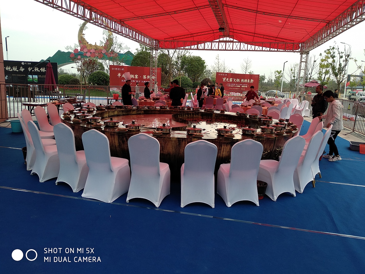 生活需要仪式感 大火锅出租厂家 5米大火锅厂家租赁