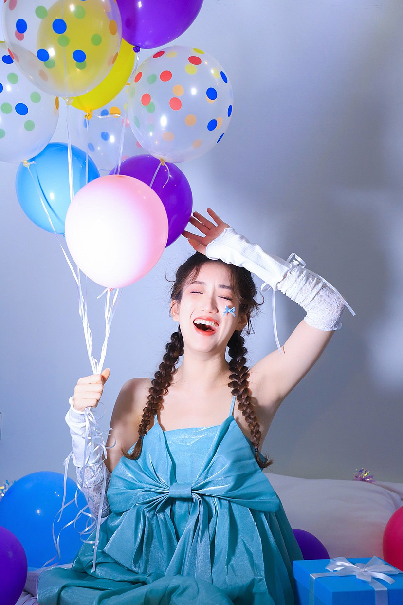 告白气球 少女写真