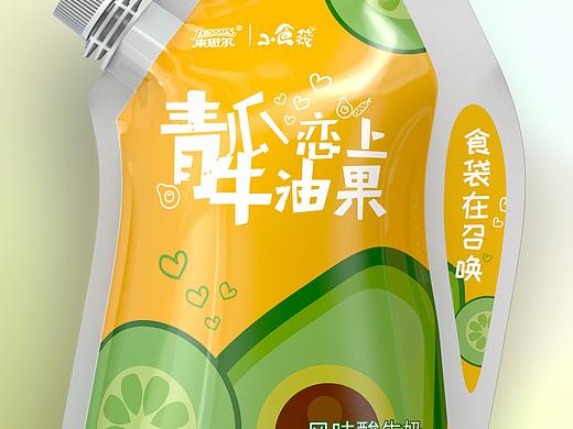 来思尔自立袋酸牛奶CGI