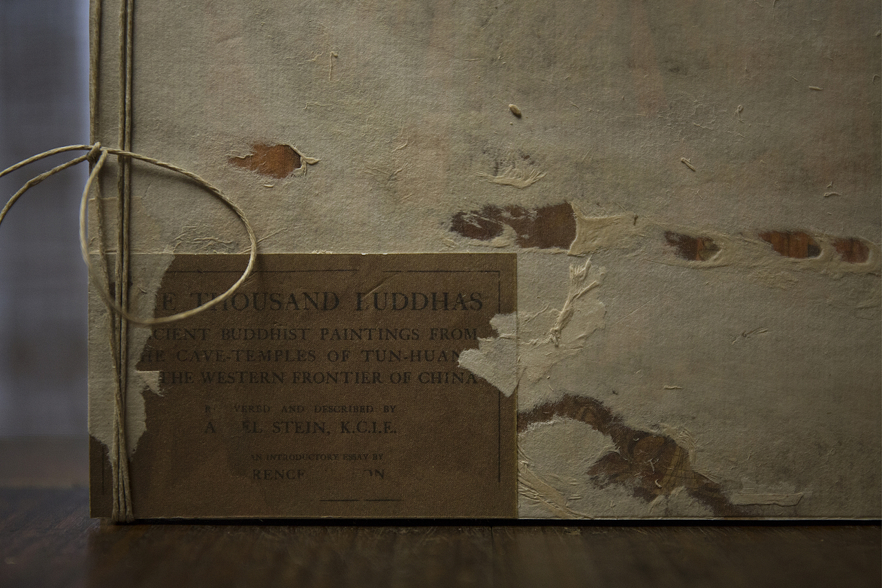 《The Thousand Buddhas—— 千佛洞》