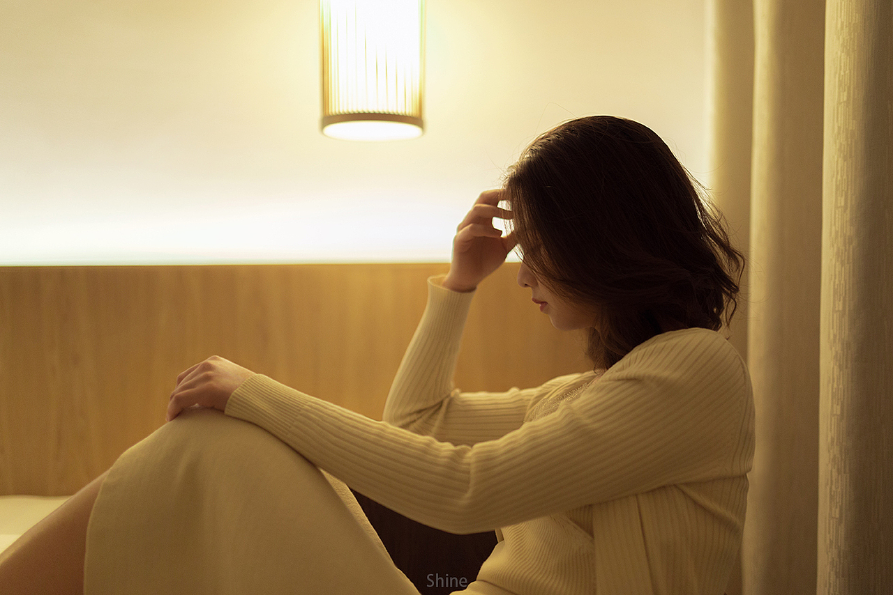 拍一百个短发女生系列（图ZMTQwNzE0MjUy） - 人像摄影 - 站酷设计师周末摄影师Shine原创素材 - 站酷ZCOOL