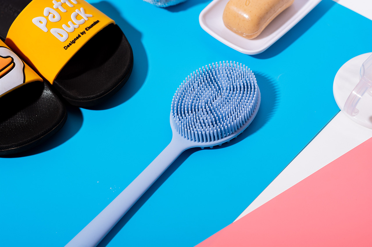 .微懒硅胶洗澡刷