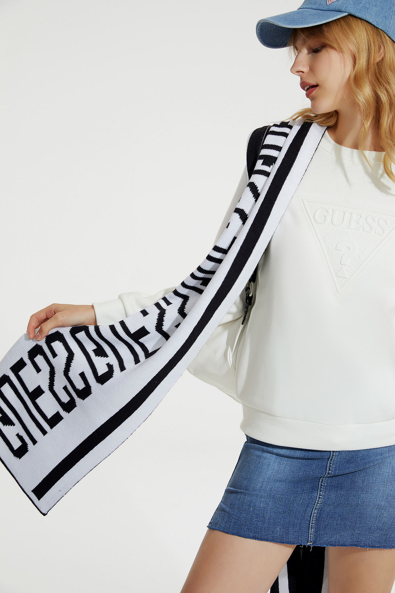 GUESS · 19 A/W LOOKBOOK（图ZMjI2MzM3NTY4） - 人像摄影 - 站酷设计师欢迎来到沙之家原创素材 - 站酷ZCOOL