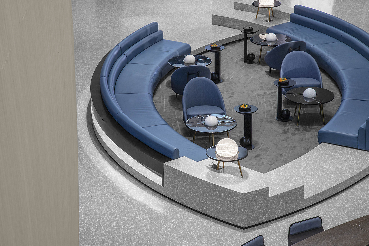 趣味“星城”，更有艺术化的销售中心 | 道胜新作（图ZMjUxMjE4MzMy） - 商业空间设计 - 站酷设计师道胜设计原创素材 - 站酷ZCOOL