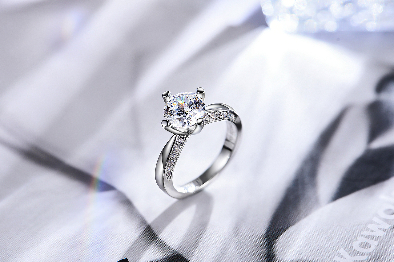 不知名珠宝品牌