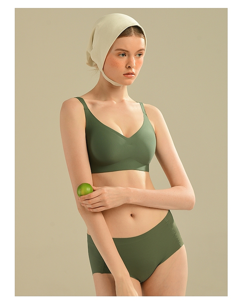 出圈 | 素肌良品爆款外模展示案例