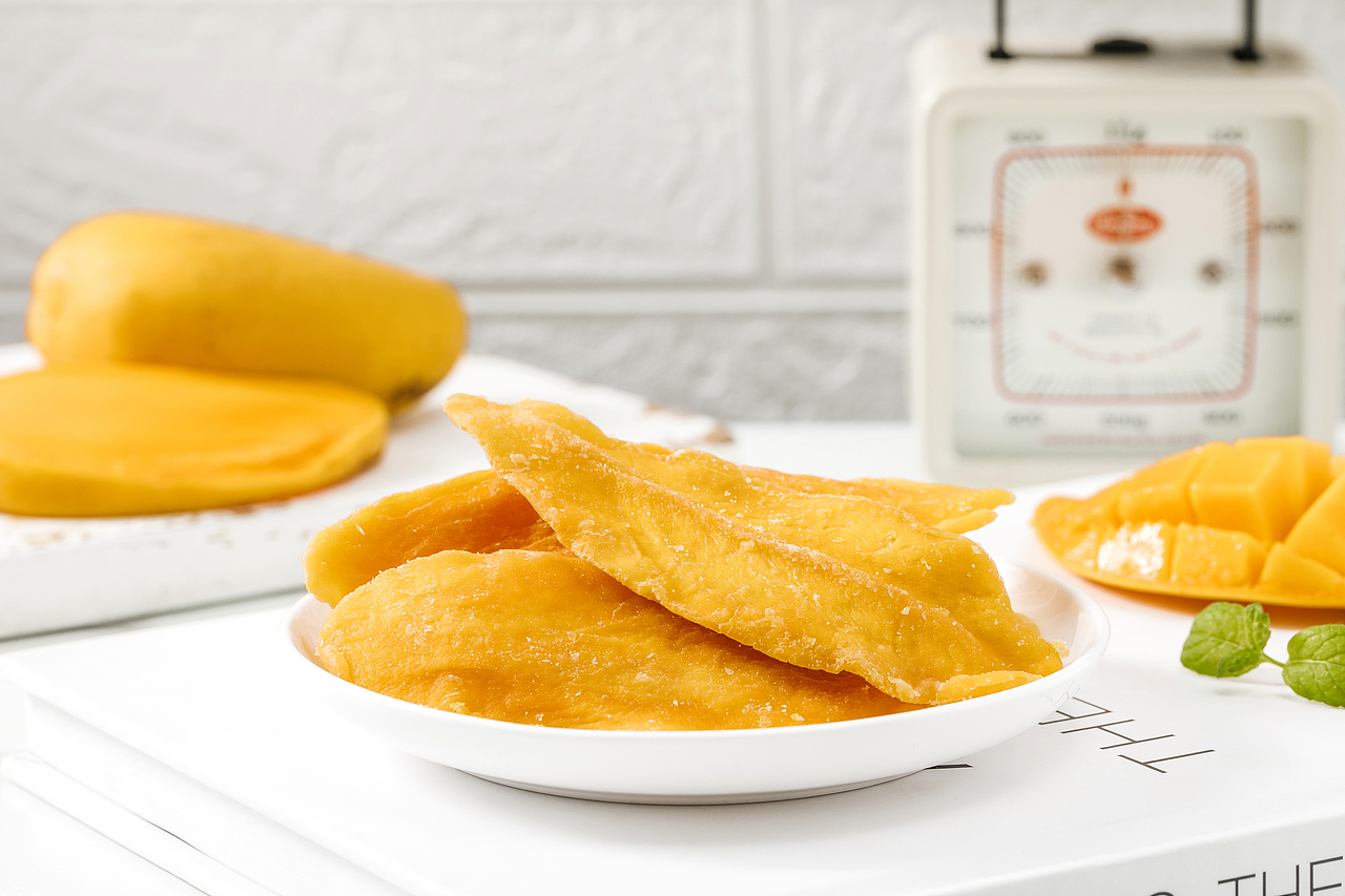 草莓|蓝莓|芒果|杏|樱桃|黄桃|果干（图ZMjE0OTUxOTI0） - 产品摄影 - 站酷设计师烟台美食摄影师酋原创素材 - 站酷ZCOOL