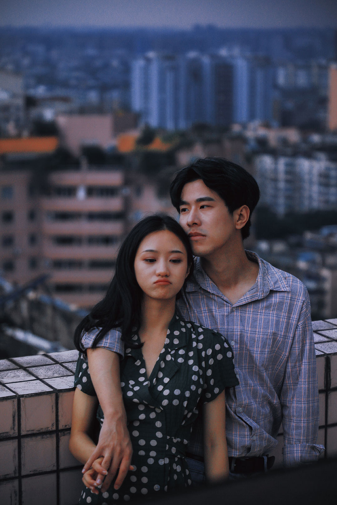 雨城（图ZMTgzNjE3MTcy） - 人像摄影 - 站酷设计师周健__原创素材 - 站酷ZCOOL