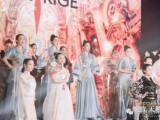共响圈直击黑天鹅2019国际新品发布会暨米兰时装周入选新品惊艳亮相