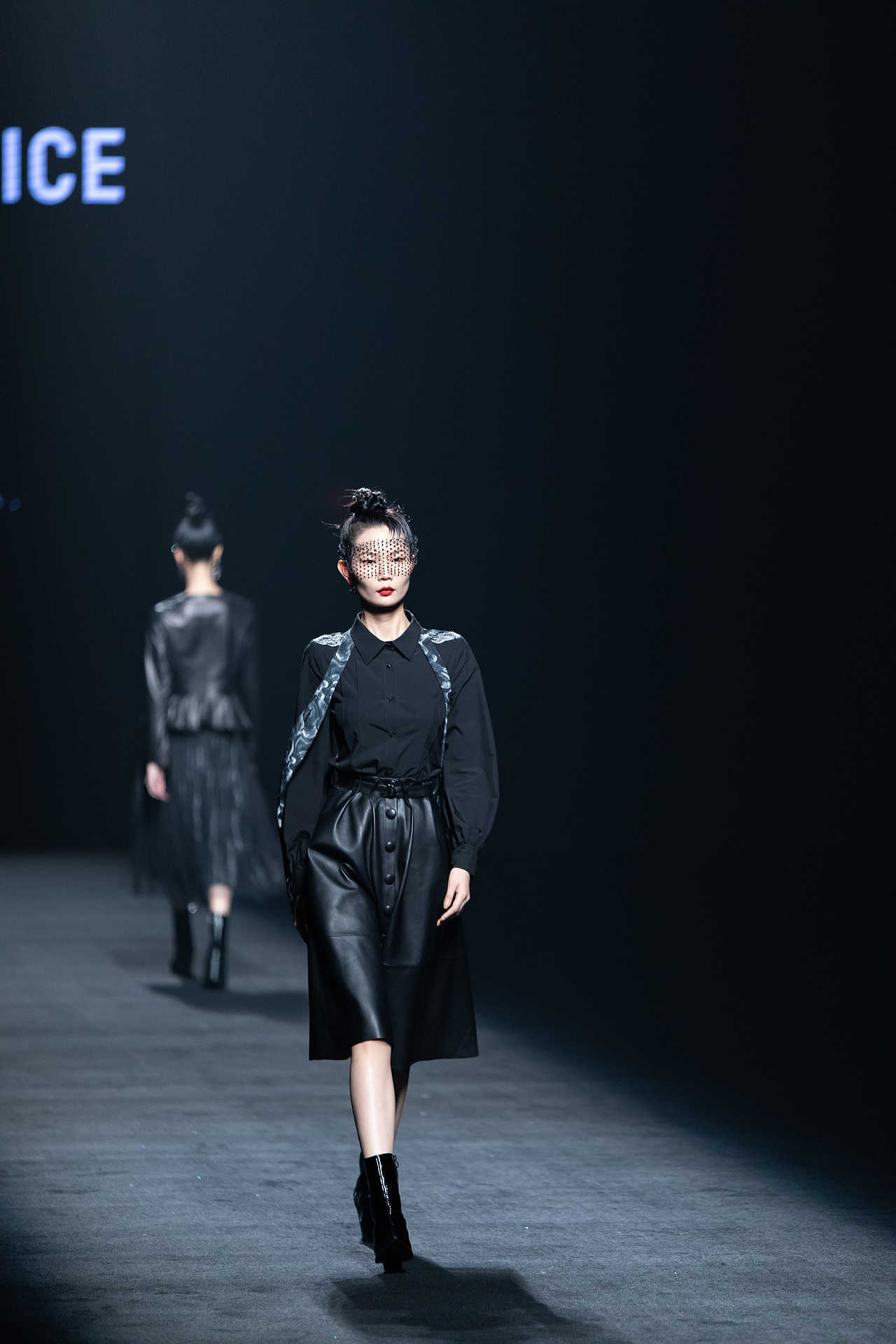 2021广东时装周：若水I NUI CHOICE 女哲.彭佩宜（图ZMjc2NjY4NTQ0） - 时尚/艺术摄影 - 站酷设计师小S视觉原创素材 - 站酷ZCOOL