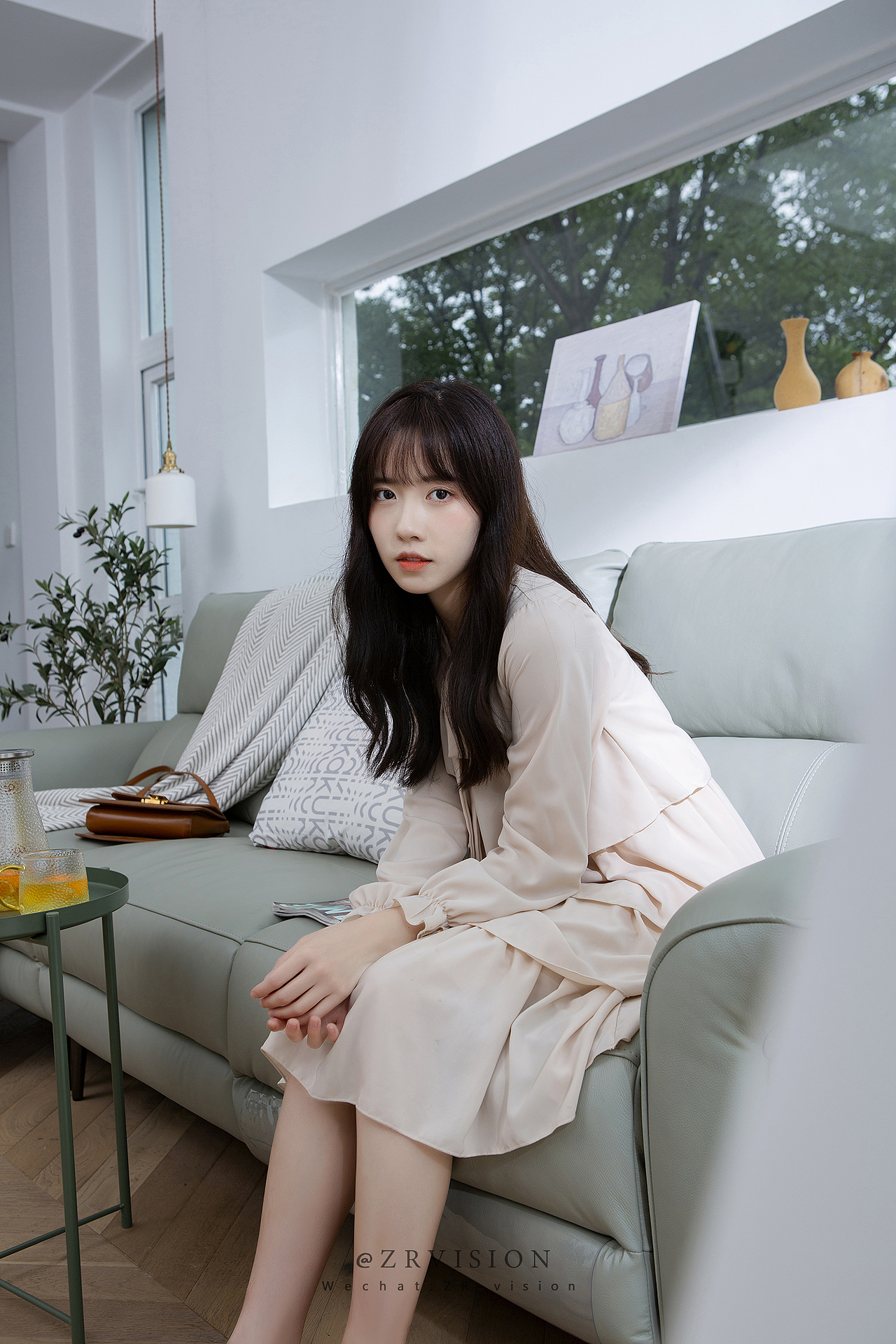 顾家家居小红书红人推广风格沙发床茶几家具模特拍摄