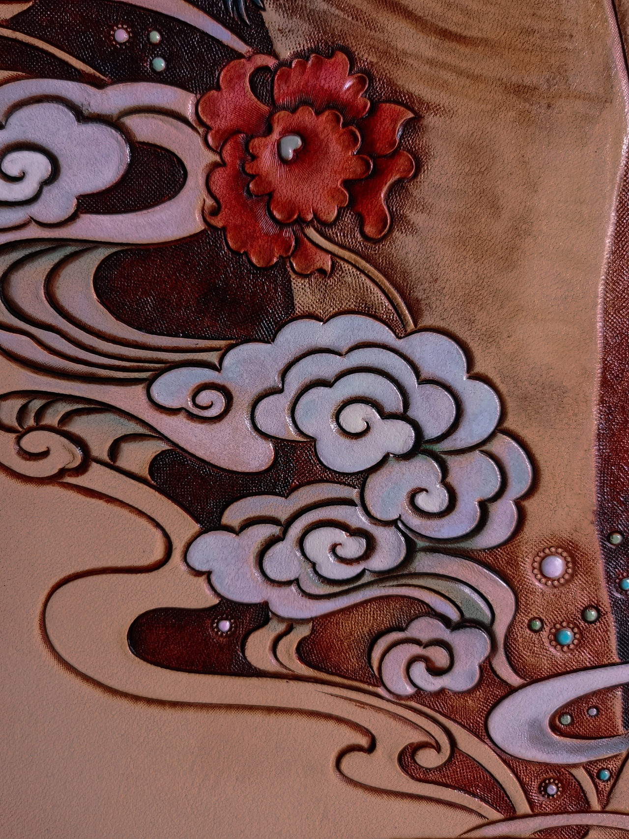 皮雕画《锦途》