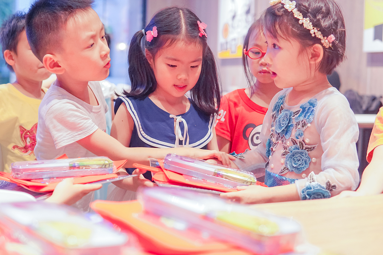 儿童生日派对（图ZMTE2MjcxOTIw） - 人像摄影 - 站酷设计师长颈鹿仙森原创素材 - 站酷ZCOOL