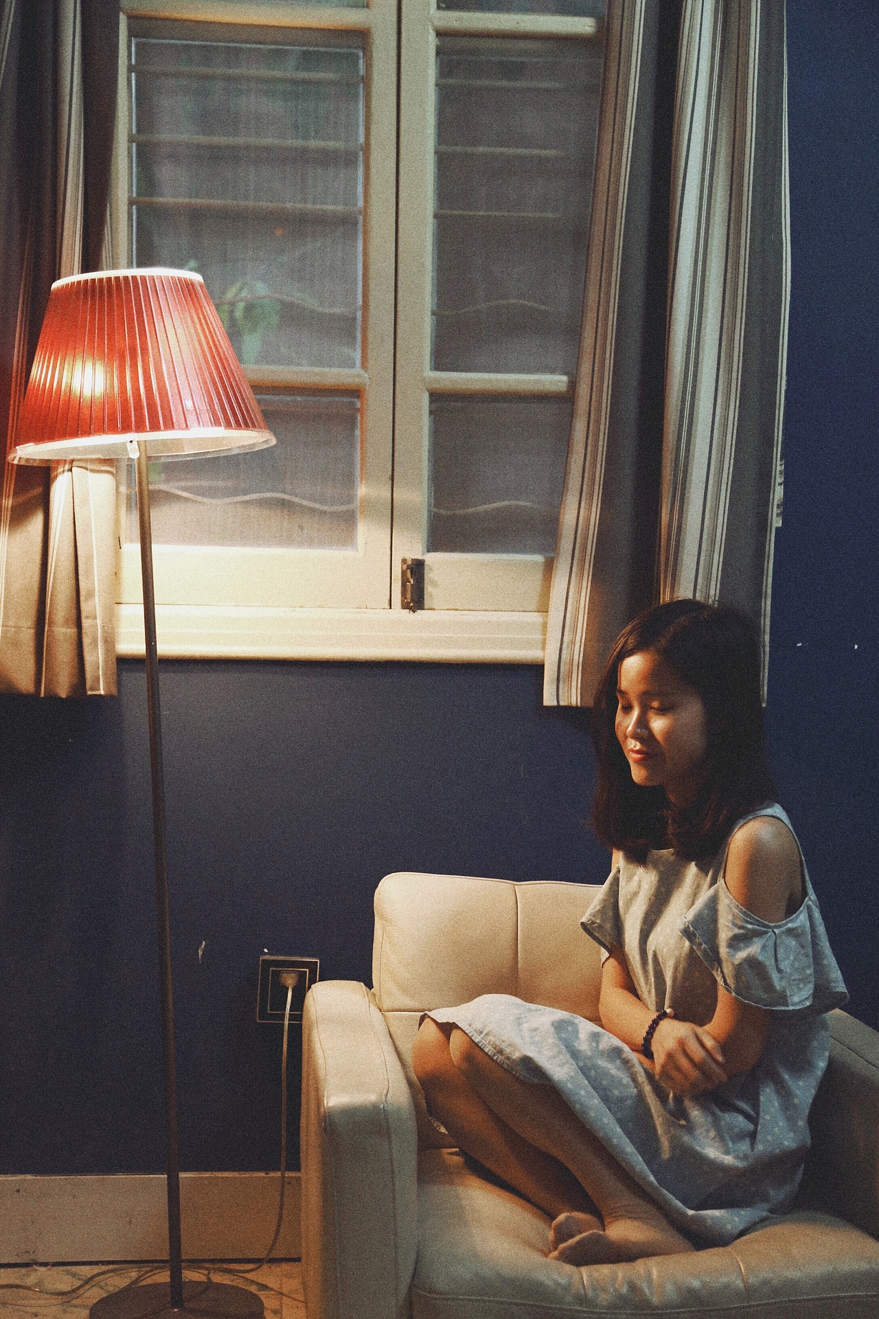 小书屋（图ZMjM4NjY3MTM2） - 人像摄影 - 站酷设计师lscdyhm原创素材 - 站酷ZCOOL