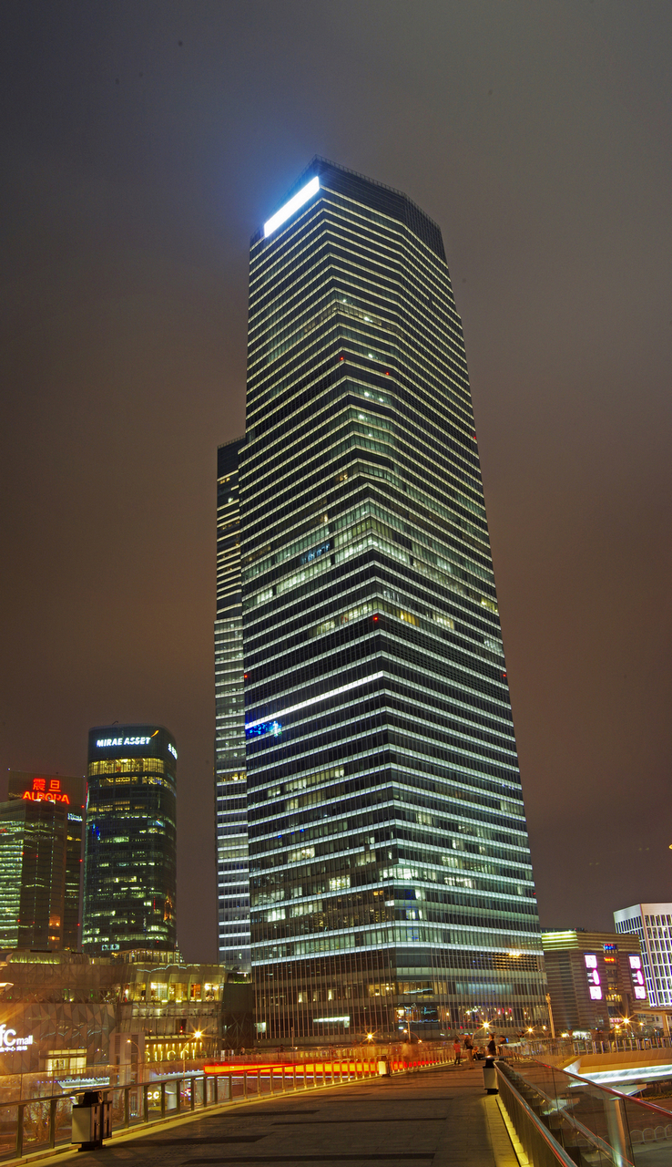 太平金融大厦夜景图片