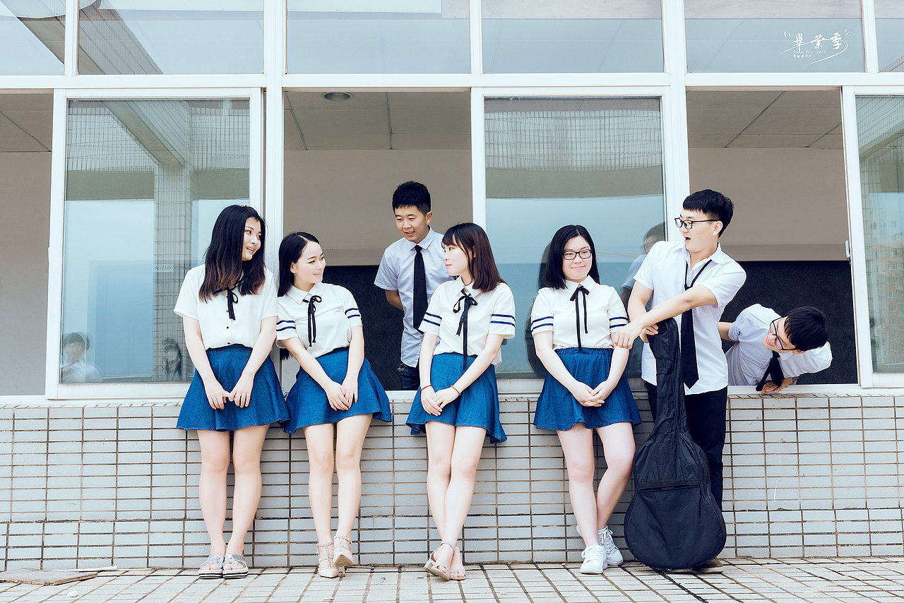 【2017毕业】曾经有诗有梦的家 #青春答卷2017#（图ZODk4NDAxNzY=） - 人像摄影 - 站酷设计师摄影李松波原创素材 - 站酷ZCOOL