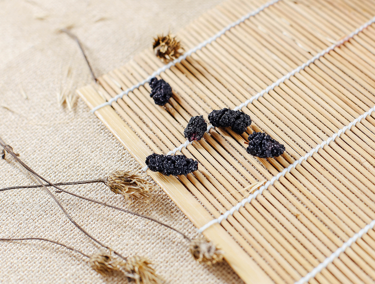 桑葚干（图ZMTIxNTA4NDgw） - 产品摄影 - 站酷设计师凢凢凢凢原创素材 - 站酷ZCOOL