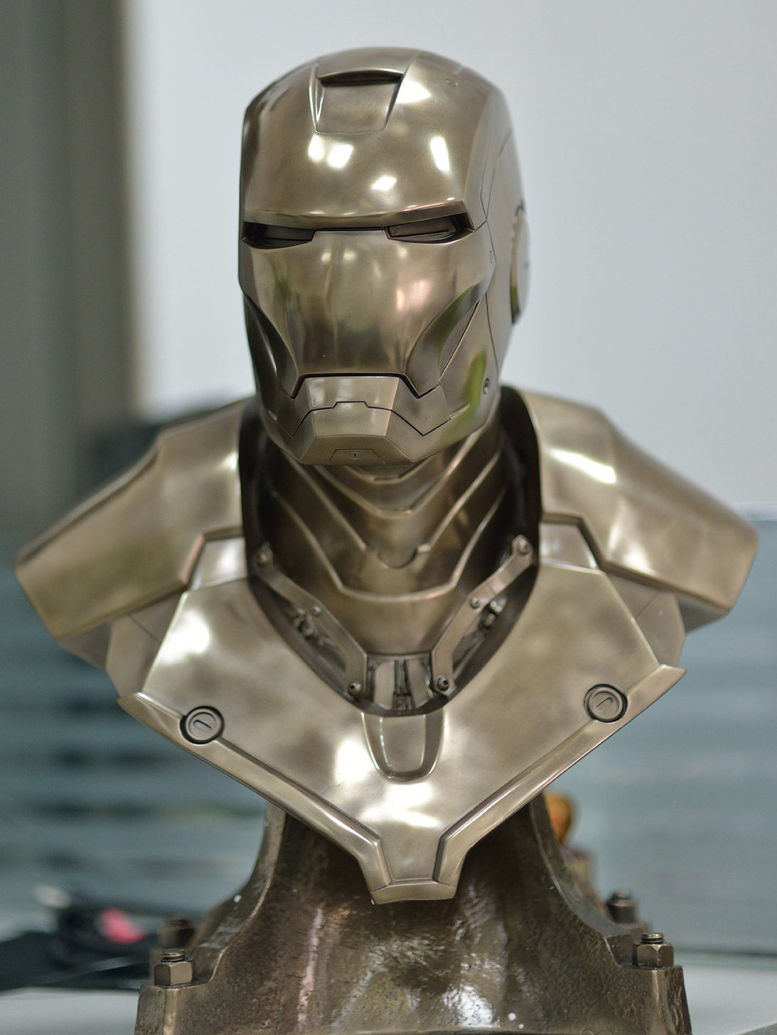 钢铁侠半胸像(等待了2个月终于到手了~~~~~~)